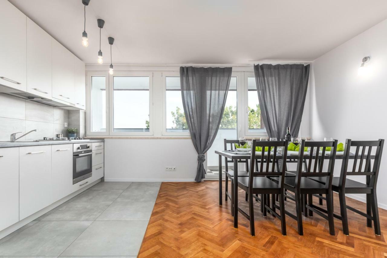 Apartaments Solec 79 By Noclegi Renters ワルシャワ エクステリア 写真